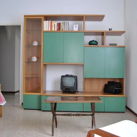 Lombardi Abbeveratoia بارما