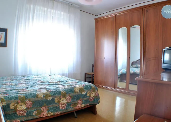 Lombardi Abbeveratoia Apartment *